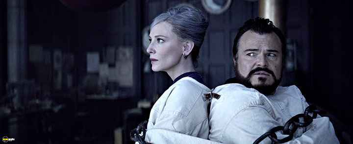 A still #53 from The House with a Clock in Its Walls (2018)