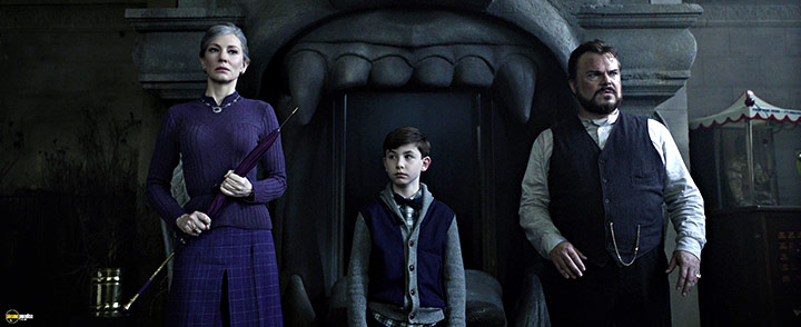 A still #50 from The House with a Clock in Its Walls (2018)