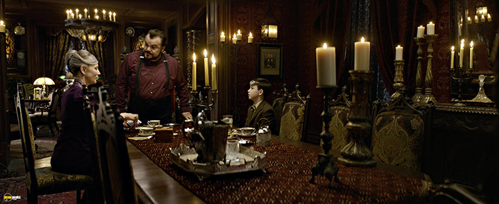 A still #38 from The House with a Clock in Its Walls (2018)