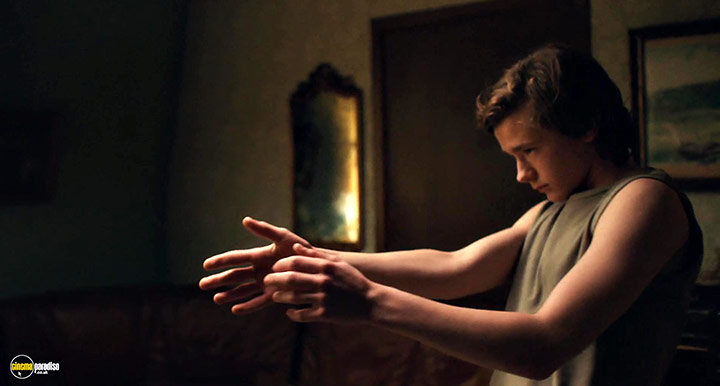 A still #8 from Beautiful Beings (2022)