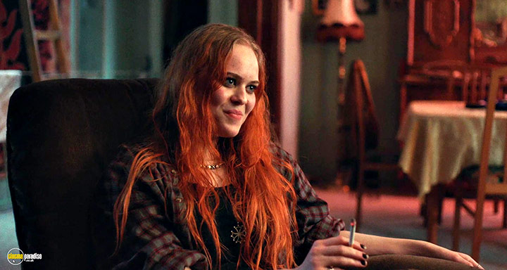 A still #5 from Beautiful Beings (2022)