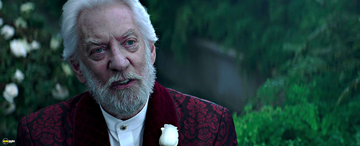 A still #70 from The Hunger Games: Mockingjay: Part 2 (2015)