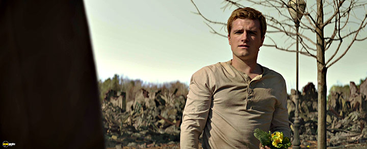 A still #60 from The Hunger Games: Mockingjay: Part 2 (2015)