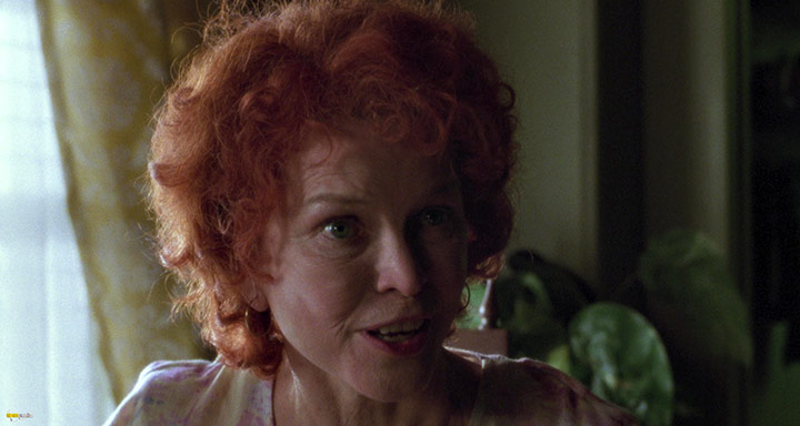 A still #26 from Requiem for a Dream (2000)