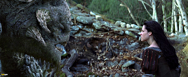 A still #103 from Snow White and the Huntsman: Extended Edition (2012)
