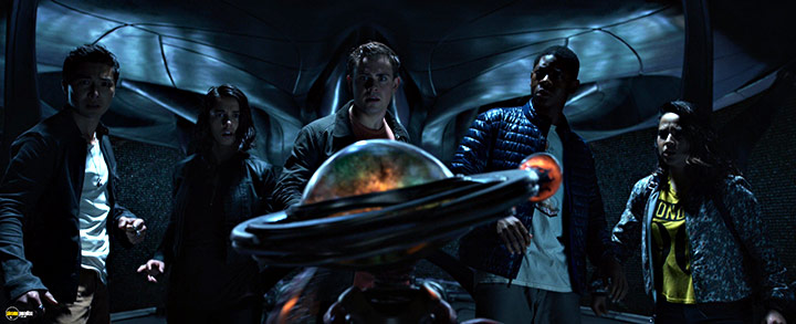 A still #75 from Power Rangers (2017)