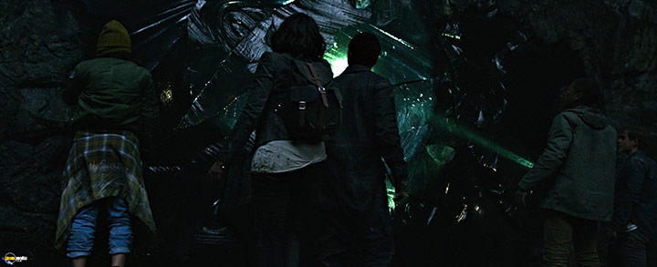 A still #31 from Power Rangers (2017)
