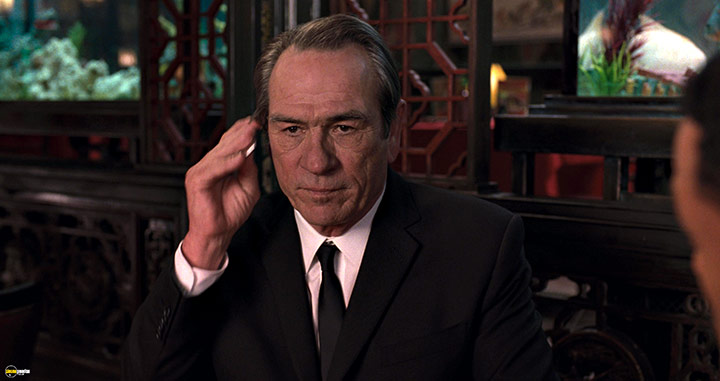 A still #25 from Men in Black 3 (2012)