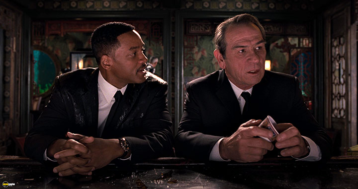 A still #24 from Men in Black 3 (2012)