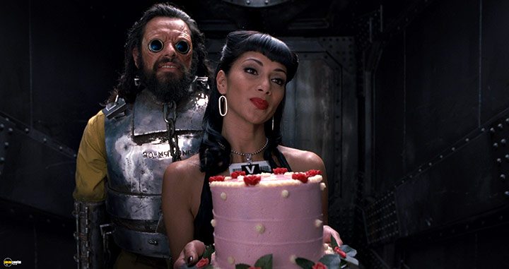 A still #21 from Men in Black 3 (2012)