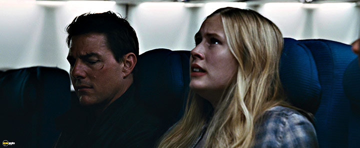 A still #86 from Jack Reacher: Never Go Back (2016)