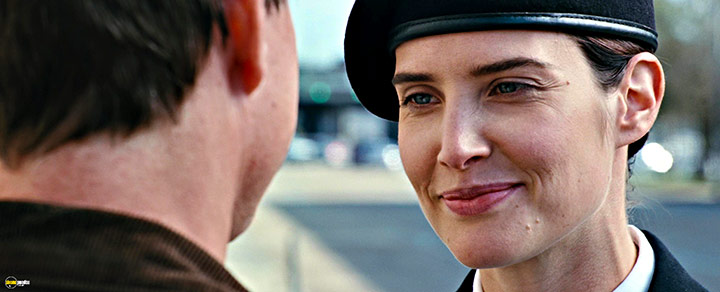 A still #58 from Jack Reacher: Never Go Back (2016)