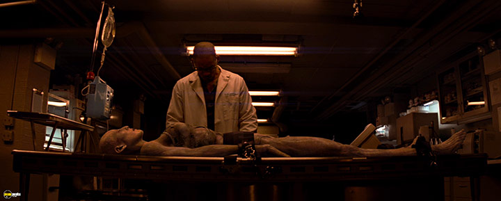 A still #68 from I Am Legend (2007)
