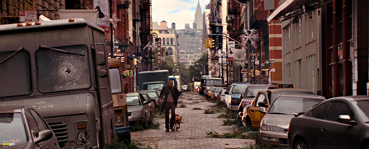 A still #62 from I Am Legend (2007)