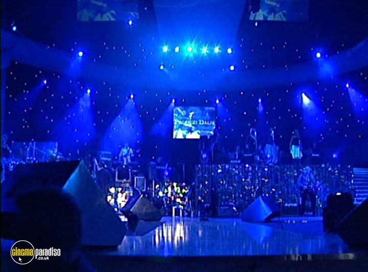 A still #52 from Zdravko Colic: Beogradska Arena 2005 (2005)