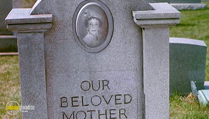 A still #3 from Night of The Living Dead: The Remake (1990)