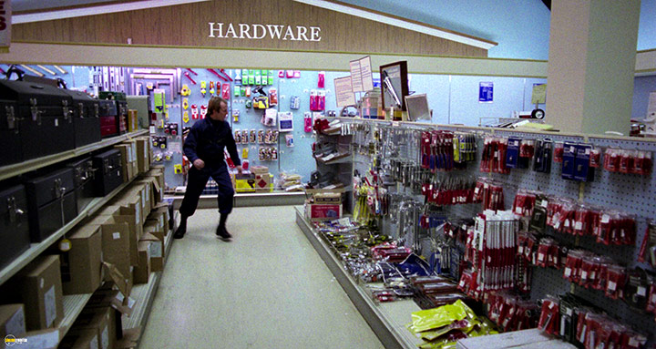 A still #11 from Dawn of the Dead (1978)