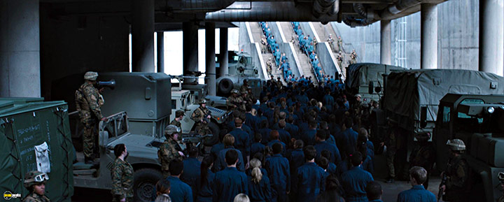 A still #63 from The 5th Wave (2016)