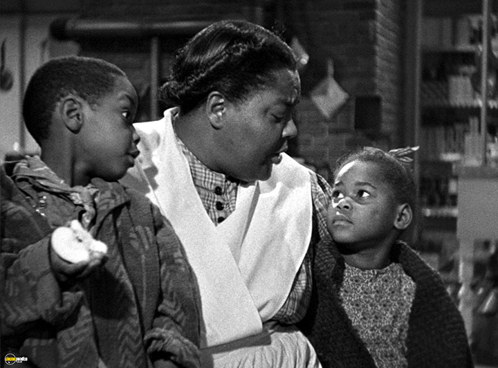 A still #73 from Holiday Inn (1942)