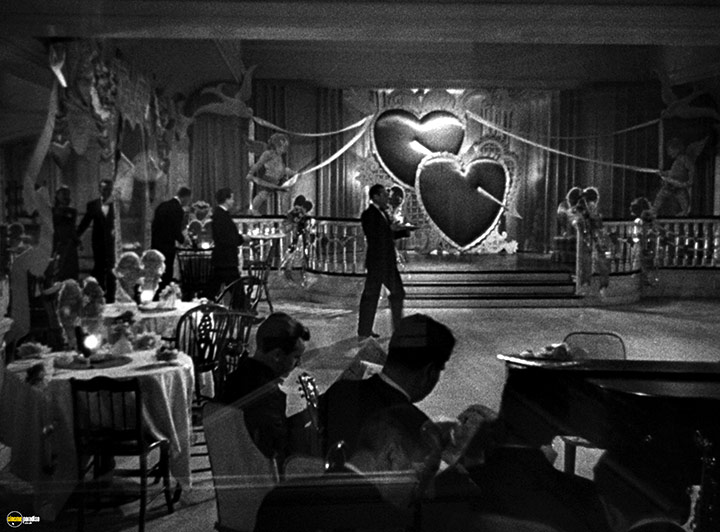A still #68 from Holiday Inn (1942)