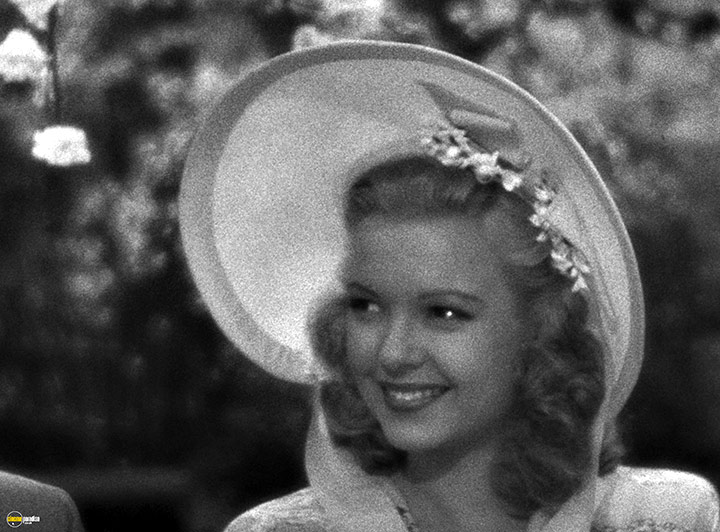 A still #60 from Holiday Inn (1942)