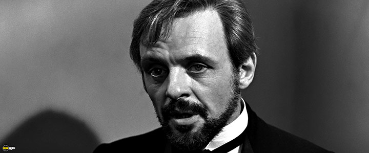A still #45 from The Elephant Man (1980)