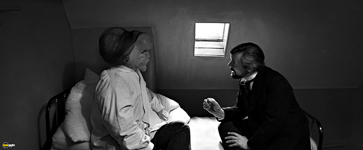 A still #44 from The Elephant Man (1980)