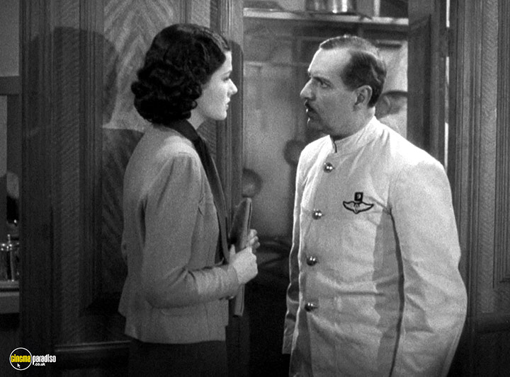 A still #4 from The Lady Vanishes (1938)