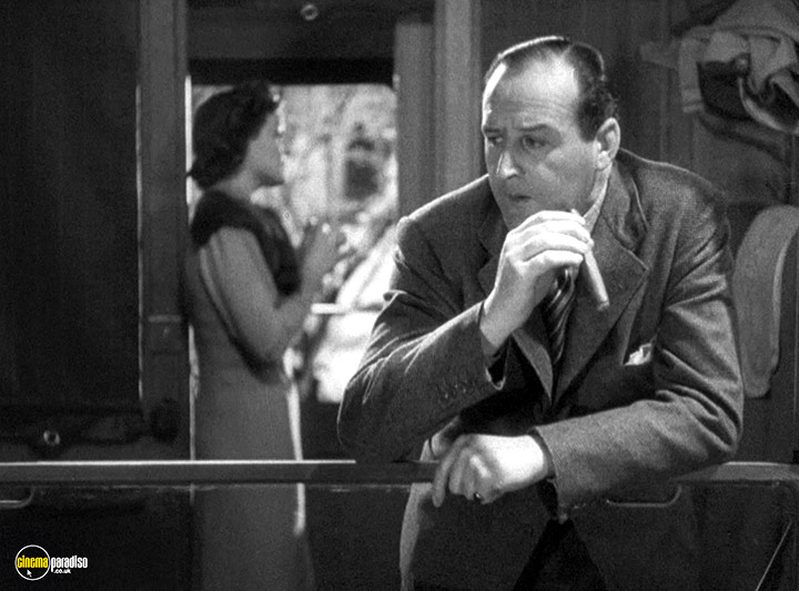 A still #10 from The Lady Vanishes (1938)