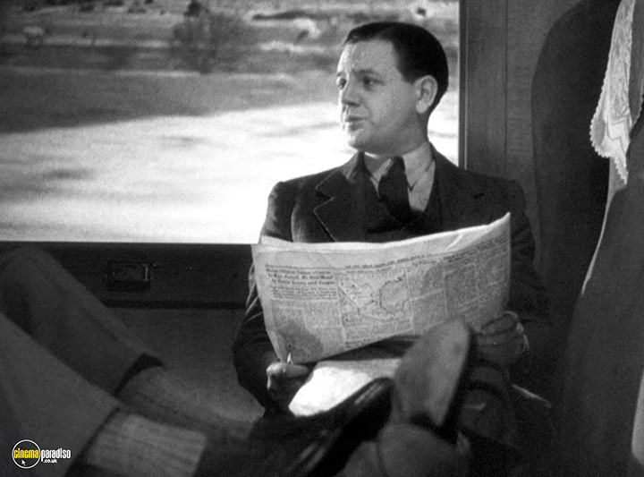 A still #15 from The Lady Vanishes (1938)