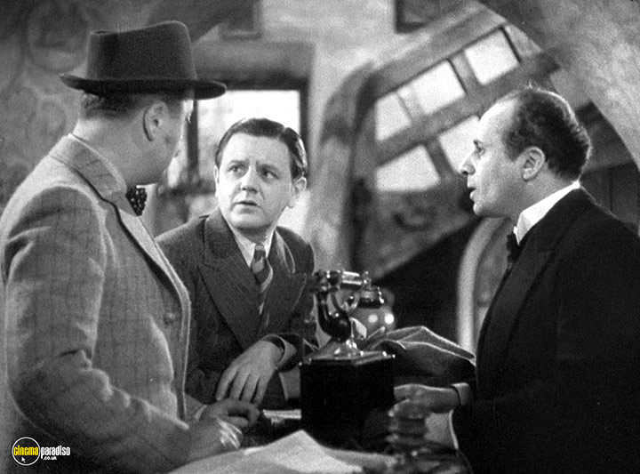 A still #29 from The Lady Vanishes (1938)
