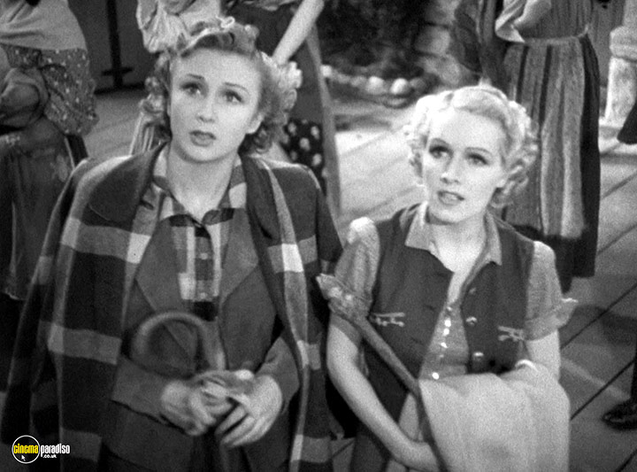 A still #49 from The Lady Vanishes (1938)