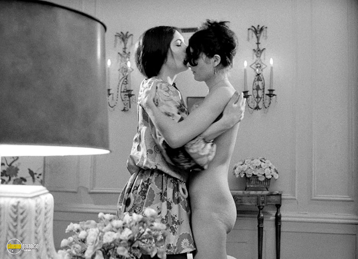 A still #34 from The Curious Dr. Humpp (1969)