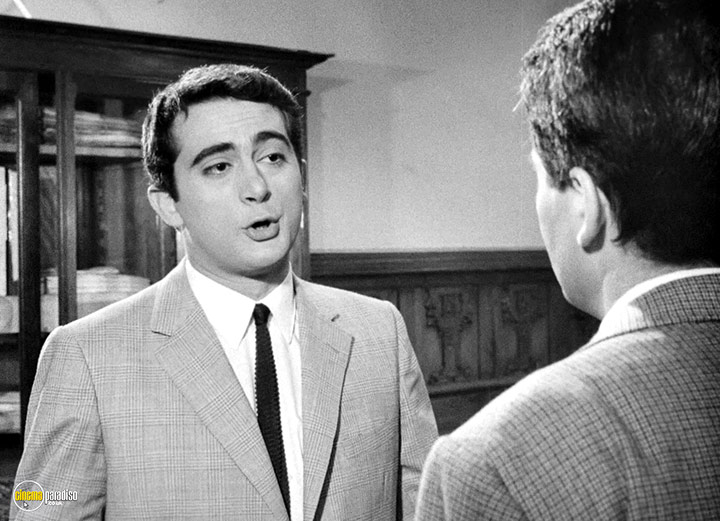 A still #7 from The Curious Dr. Humpp (1969)