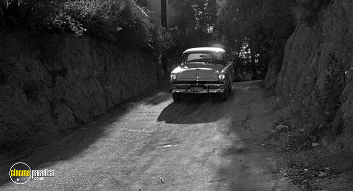 A still #28 from Man in the Vault (1956)