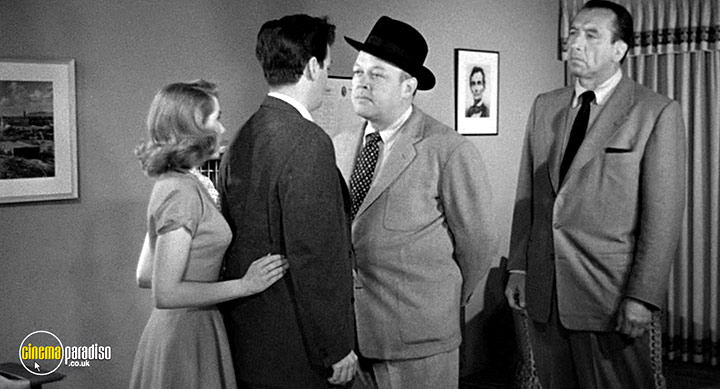 A still #20 from Man in the Vault (1956)
