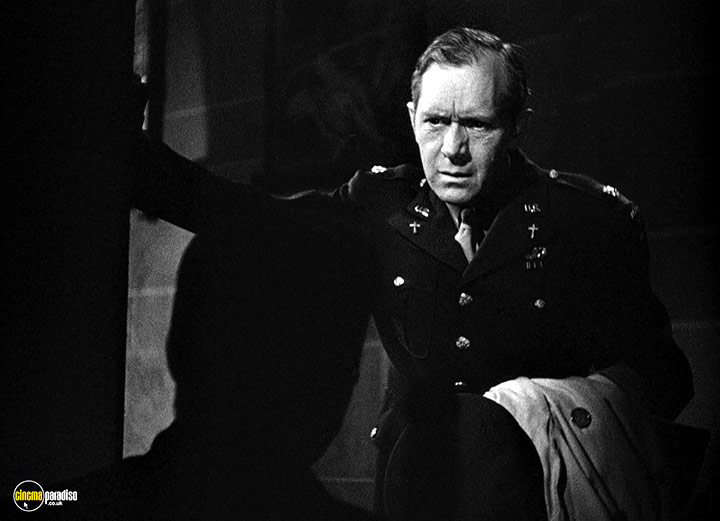 A still #41 from Dead Reckoning (1947)