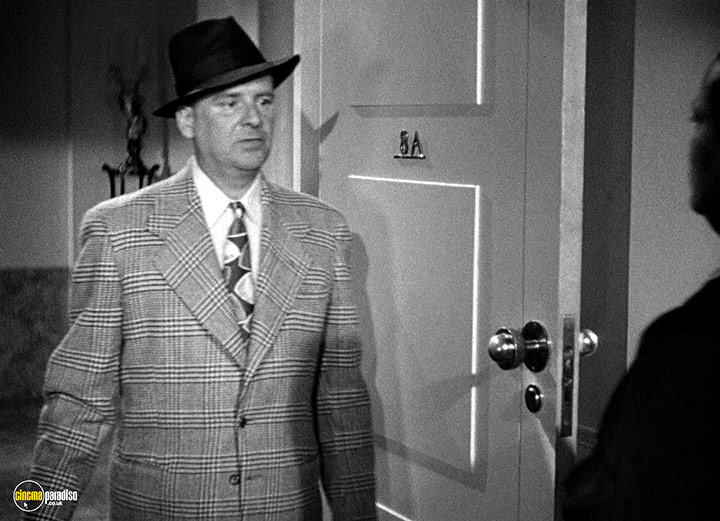A still #14 from Dead Reckoning (1947)