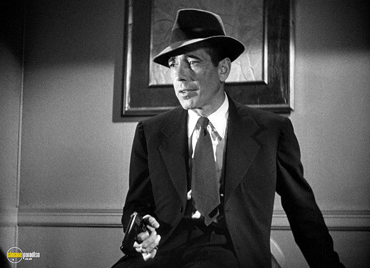 A still #13 from Dead Reckoning (1947)