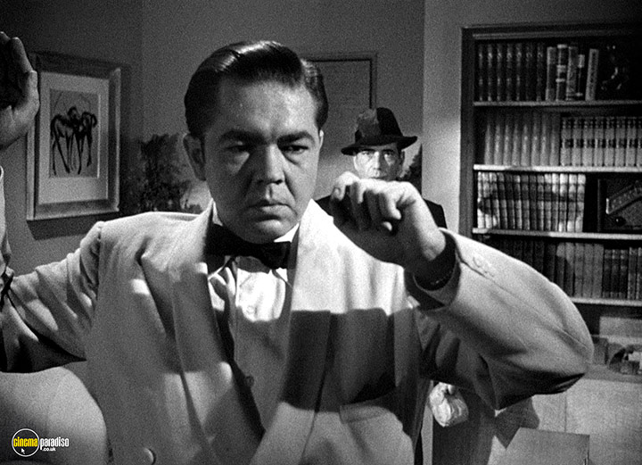 A still #12 from Dead Reckoning (1947)