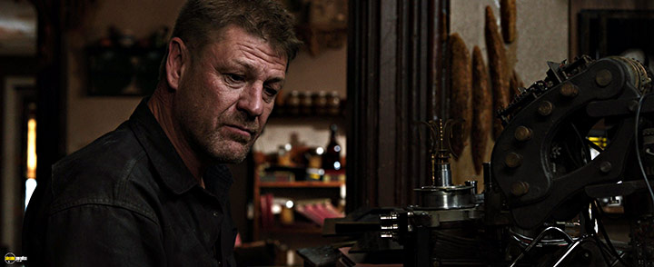 A still #84 from Jupiter Ascending (2015)