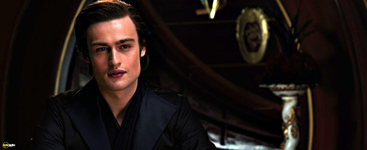 A still #67 from Jupiter Ascending (2015)