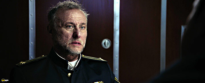 A still #77 from Hunter Killer (2018)