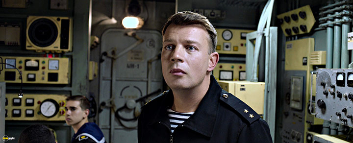 A still #55 from Hunter Killer (2018)
