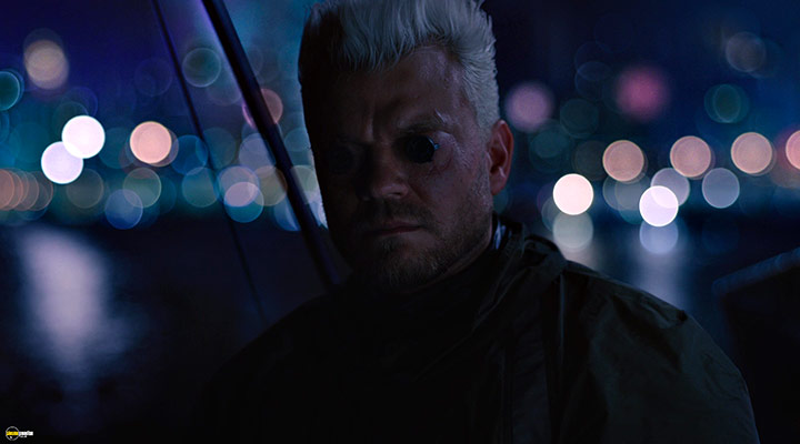 A still #57 from Ghost in the Shell (2017)
