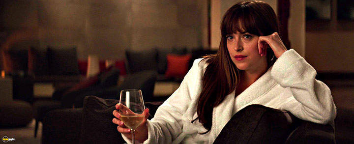 A still #65 from Fifty Shades Darker (2017)