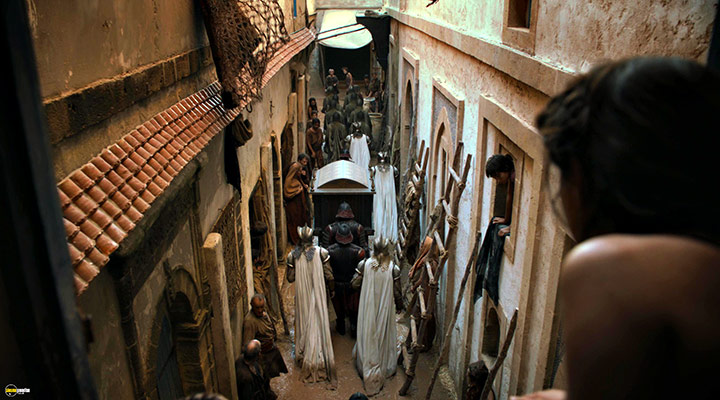 A still #47 from Game of Thrones: Series 3 (2013)