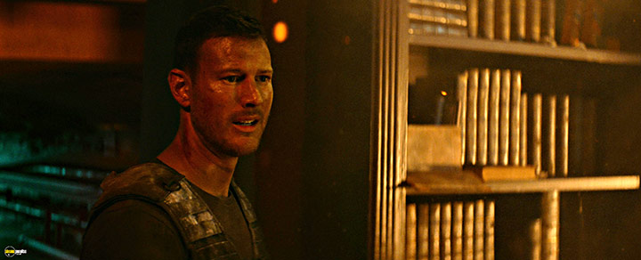 A still #33 from Resident Evil: Welcome to Raccoon City (2021)