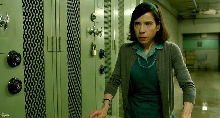 A still #64 from The Shape of Water (2017)