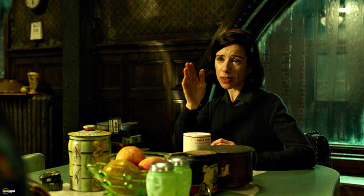 A still #55 from The Shape of Water (2017)